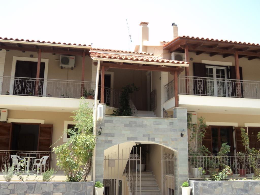 Erminia Studios Mousata Buitenkant foto